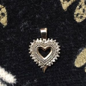 Diamond heart pendant